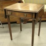 812 4172 DROP-LEAF TABLE